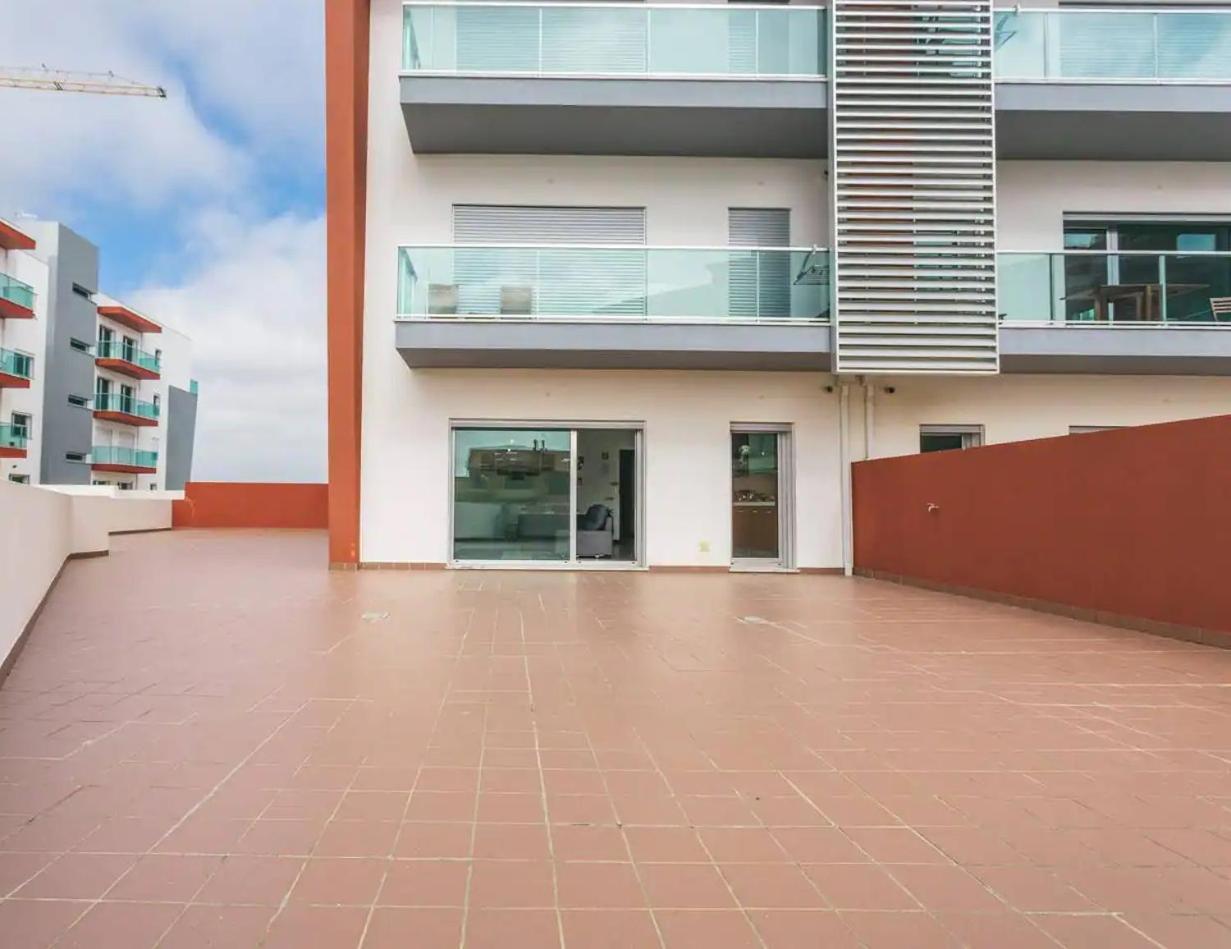 Lovely & New Beach Apartment Атогиа-да-Балейя Экстерьер фото
